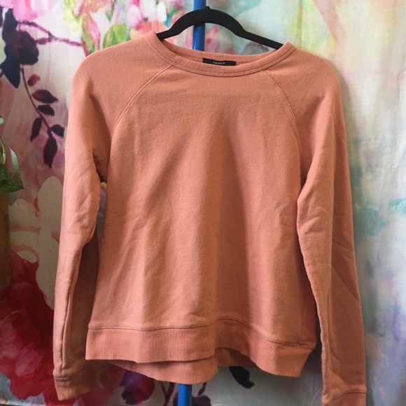 Forever 21 Tops - Blush crew neck